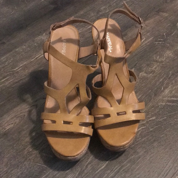 Xappeal Shoes - Women’s Tan Strappy Wedges